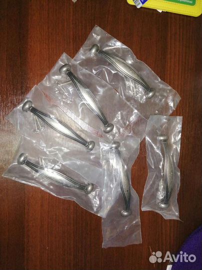 Мебельные ручки новые