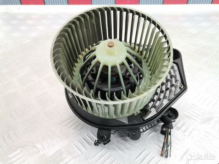 Моторчик печки для Audi A4 B5 8D1819021B