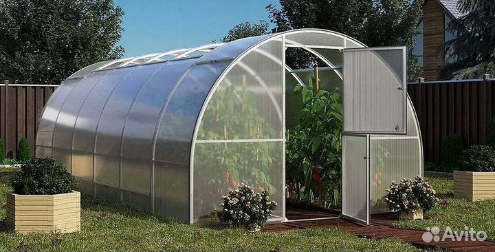 Теплица из поликарбоната