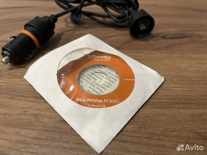 Видеорегистраторmivue M300