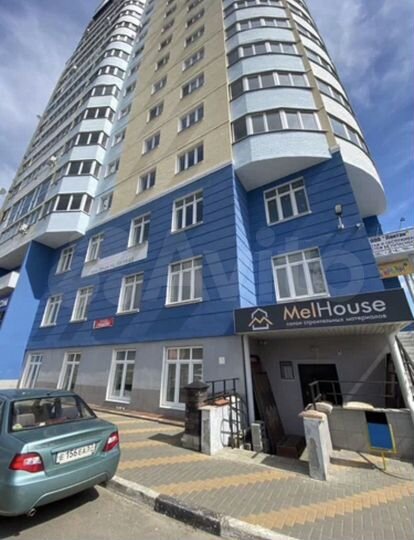 Продам торговое-офисное помещение
