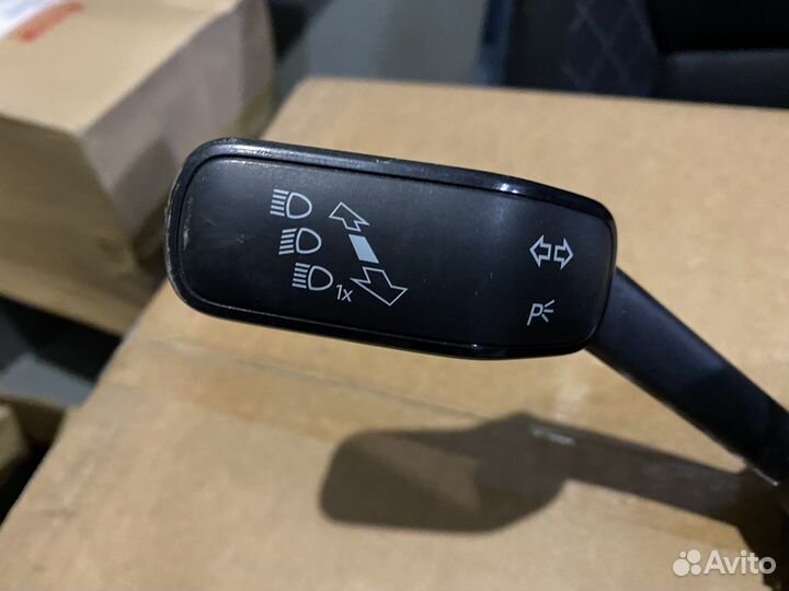 Skoda Octavia Подрулевой переключатель