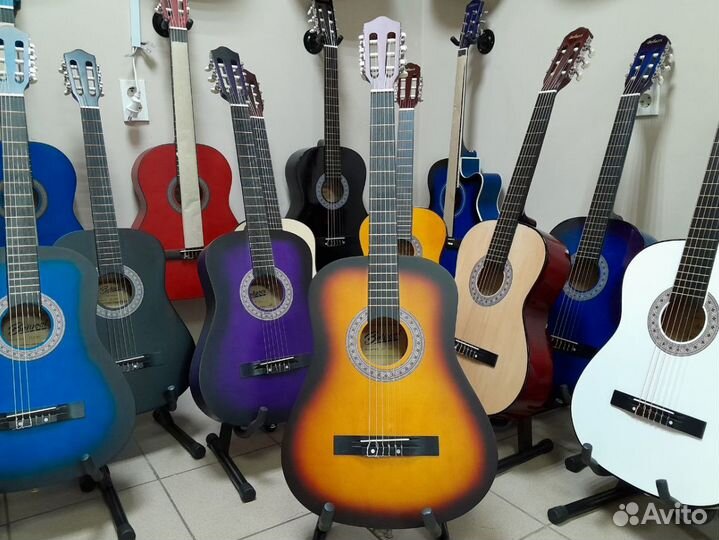 Гитара новая. Классическая и акустическая