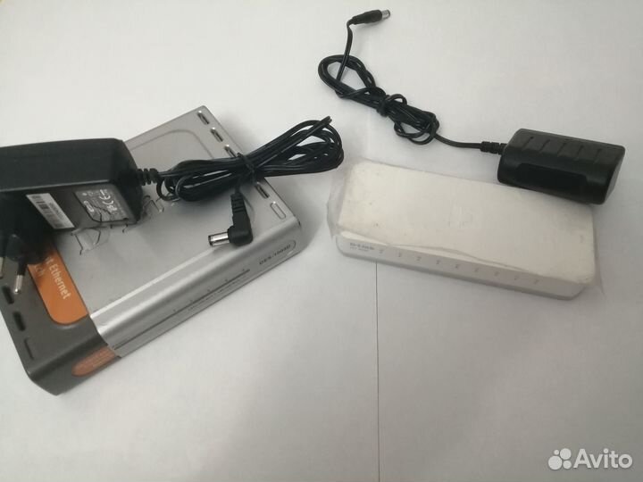 Коммутатор d link des -1005d, des -1008s