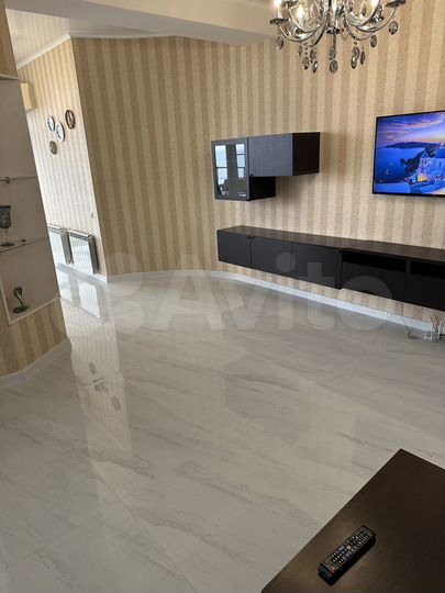 2-к. квартира, 76 м², 4/5 эт.