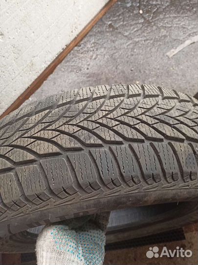 Goodyear UltraGrip Ice 2 185/65 R15