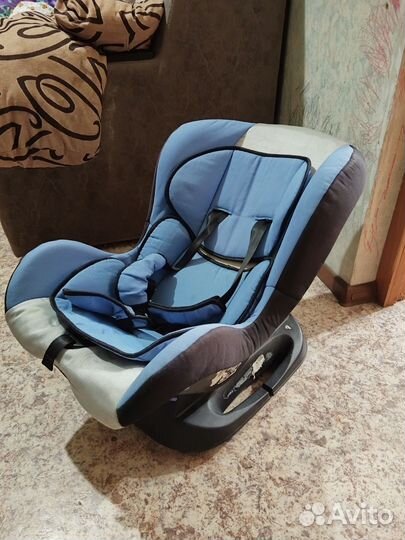 Автомобильное кресло (0-18 кг)