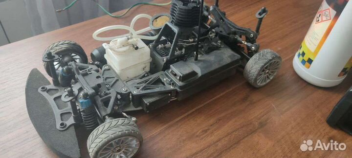 Машина на радиоуправлении с двс