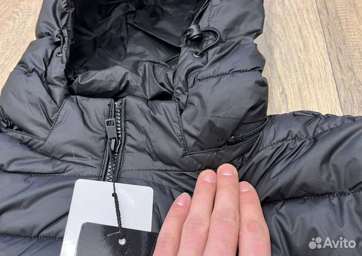 Куртки Tommy Hilfinger легкие