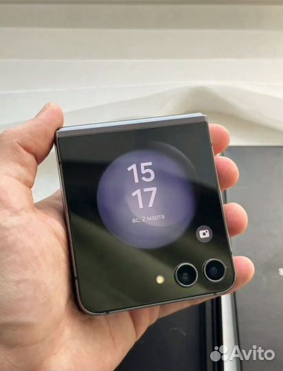 Samsung Galaxy Z Flip5, 8/256 ГБ