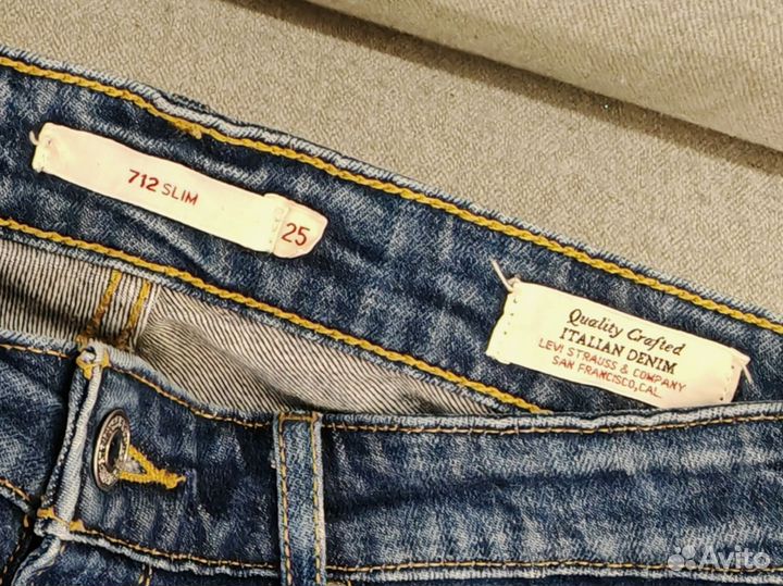Джинсы женские levis 712 slim 25р