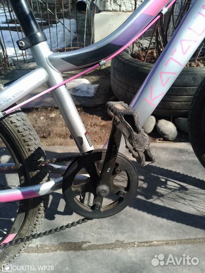 Спортивный велосипед семь скоростей