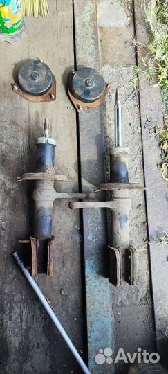 Передние стойки ваз 2110, 2109