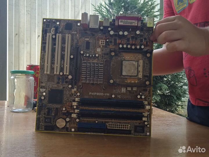 Материнская плата