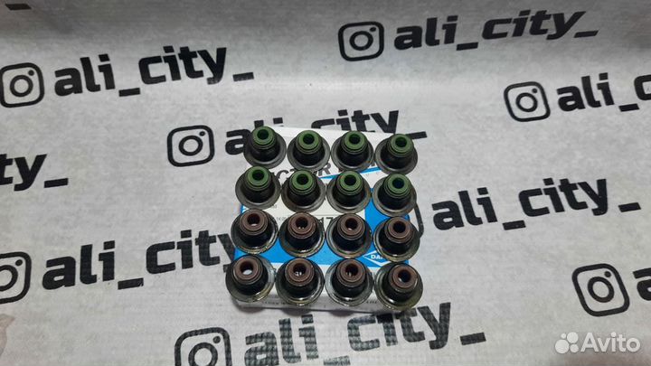 Маслоотражатели форд 2 2.0 1.8 1.6 Victor reinz