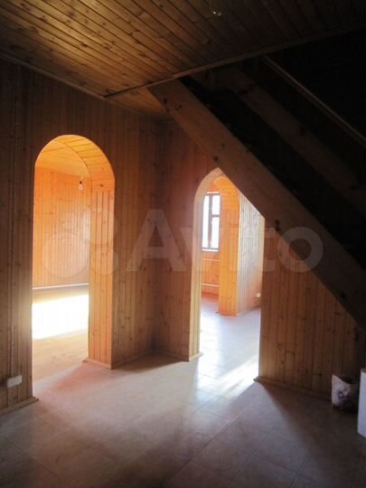 Дом 190 м² на участке 10 сот.