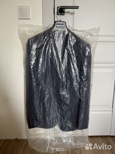 Брючный костюм мужской 48