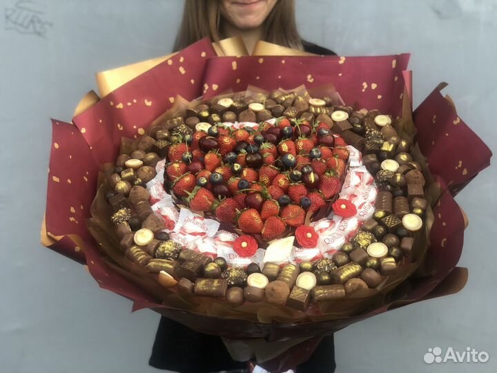 Съедобные букеты/из конфет/фруктов/ягод