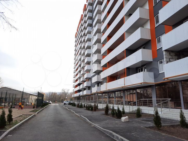 2-к. квартира, 80 м², 9/14 эт.