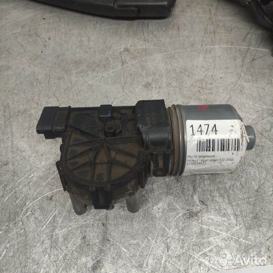 Мотор стеклоочистителя передний Renault Logan K7J