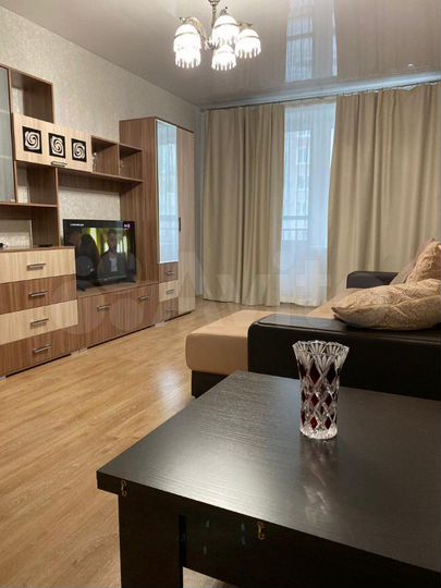 2-к. квартира, 70 м², 4/11 эт.