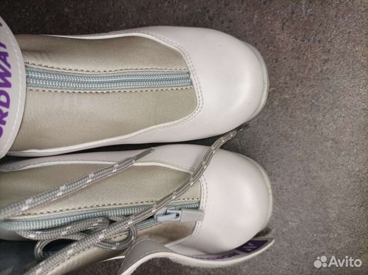 Лыжные ботинки nordway alpha 36 (20-22), 38(22-24)