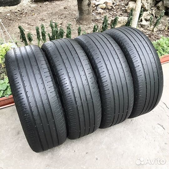 Goodyear EfficientGrip Performance SUV 225/55 R19 99V