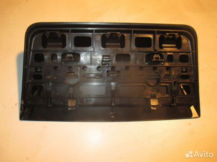 Фонарь задний(стоп-сигнал) (Renault Fluence)