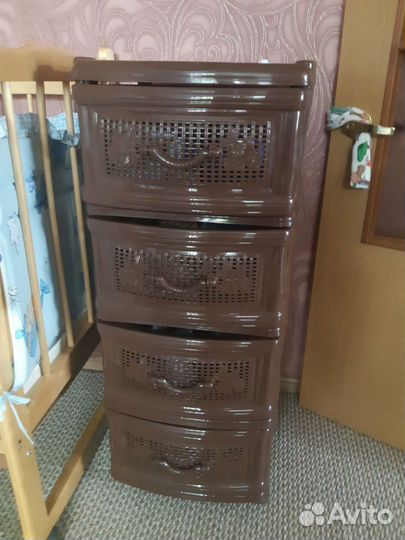 Ящик пластиковый