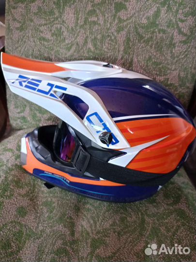 Кроссовый шлем с очками