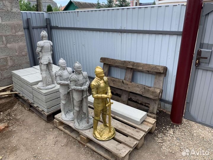 Мастер-модель рыцаря 80 см