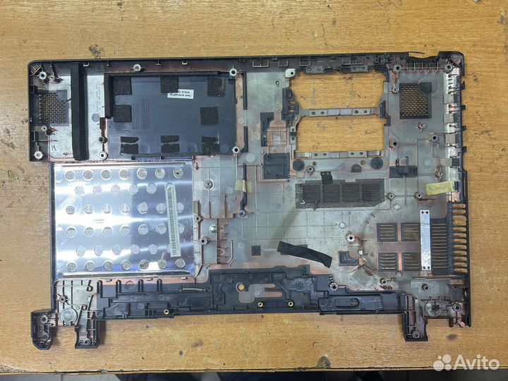 Поддон для ноутбука Acer Aspire V5 571