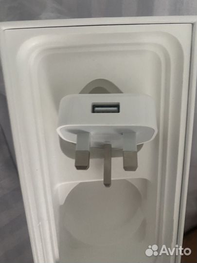 Продам оригинальный блок на iPhone