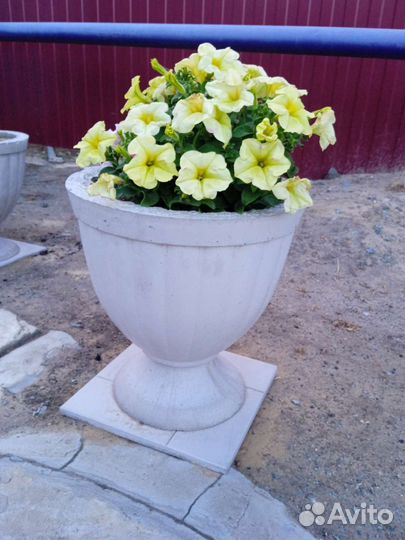 Вазоны для цветов из бетона