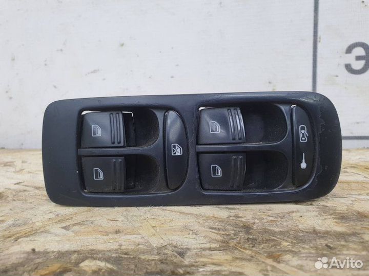 Кнопка стеклоподъемника левая Porsche Cayenne