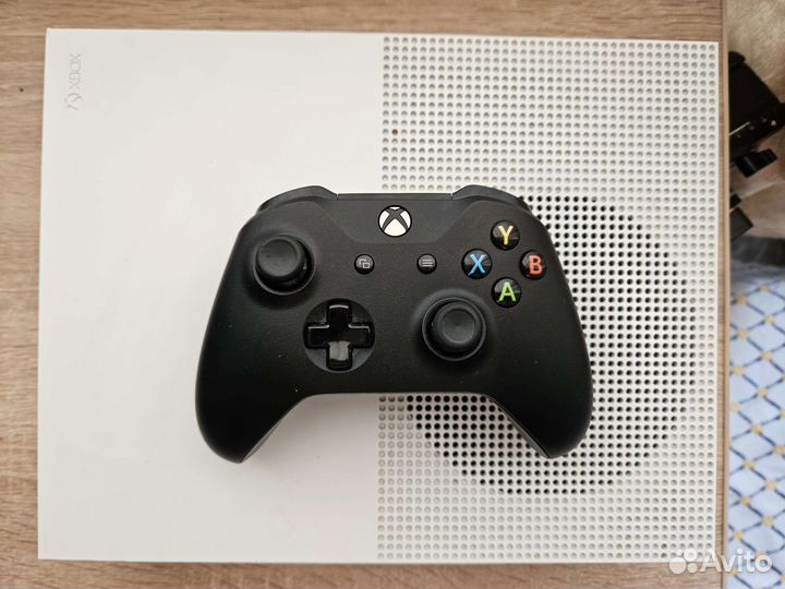 Xbox One s