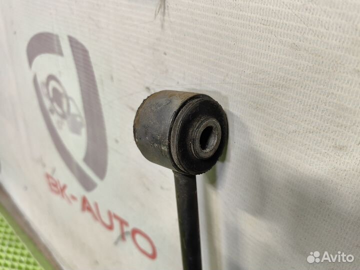 Задний стабилизатор Cadillac Escalade GMT900