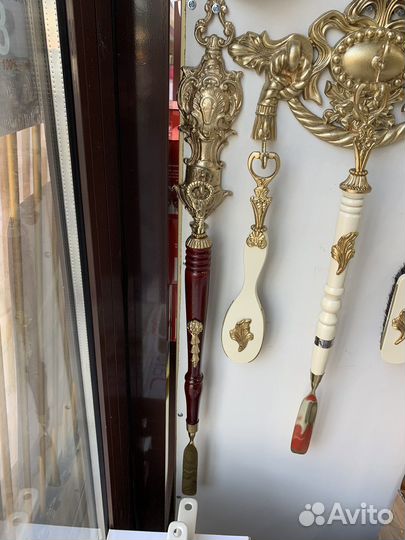 Ложка для обуви бронза