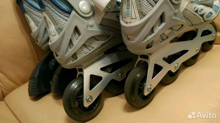 Роликовые коньки женские Re:action Abec 7 R702W