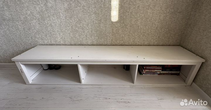 Полка из натурального дерева