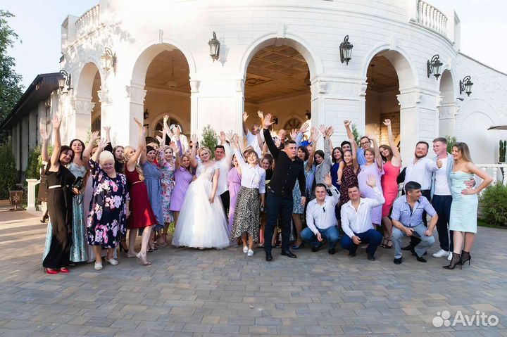 Ведущая+DJ+ оборудование