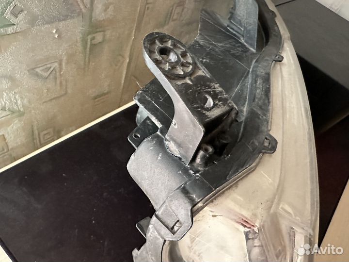 Фара передняя левая на pajero 4 ксенон ориг