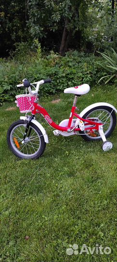 Детский четырех колесный велосипед