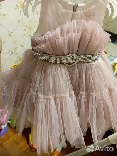 Платье праздничное для девочеки