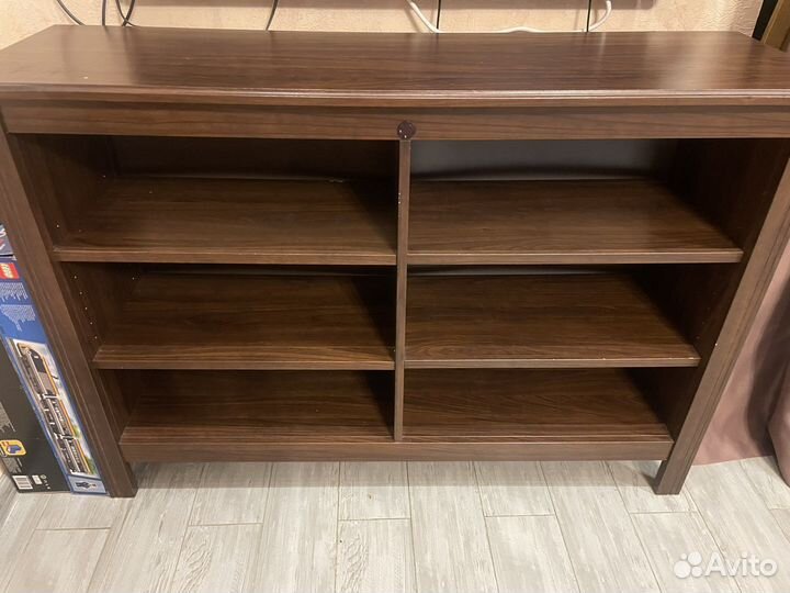 Полка под тв