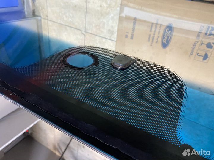 Лобовое стекло Cadillac Escalade 2006-2014