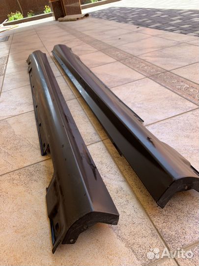 Пороги на Mercedes W204