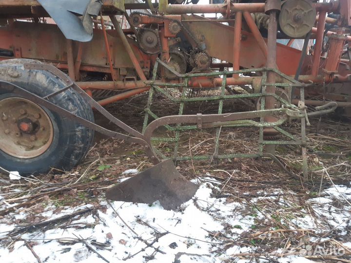 Конный плуг