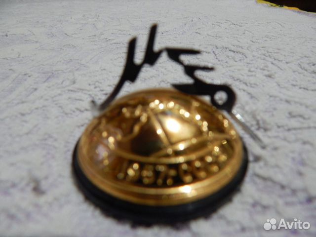 Сувенир статуэтка Мир СССР