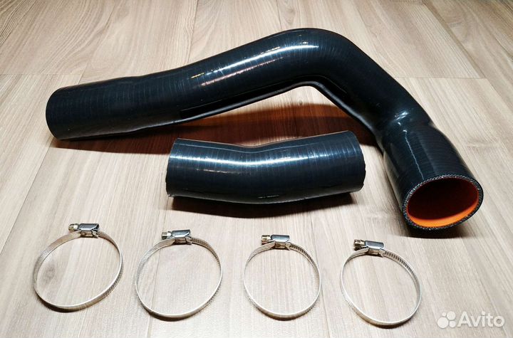 Радиатор интеркулера Land Rover Freelander 2 2.2